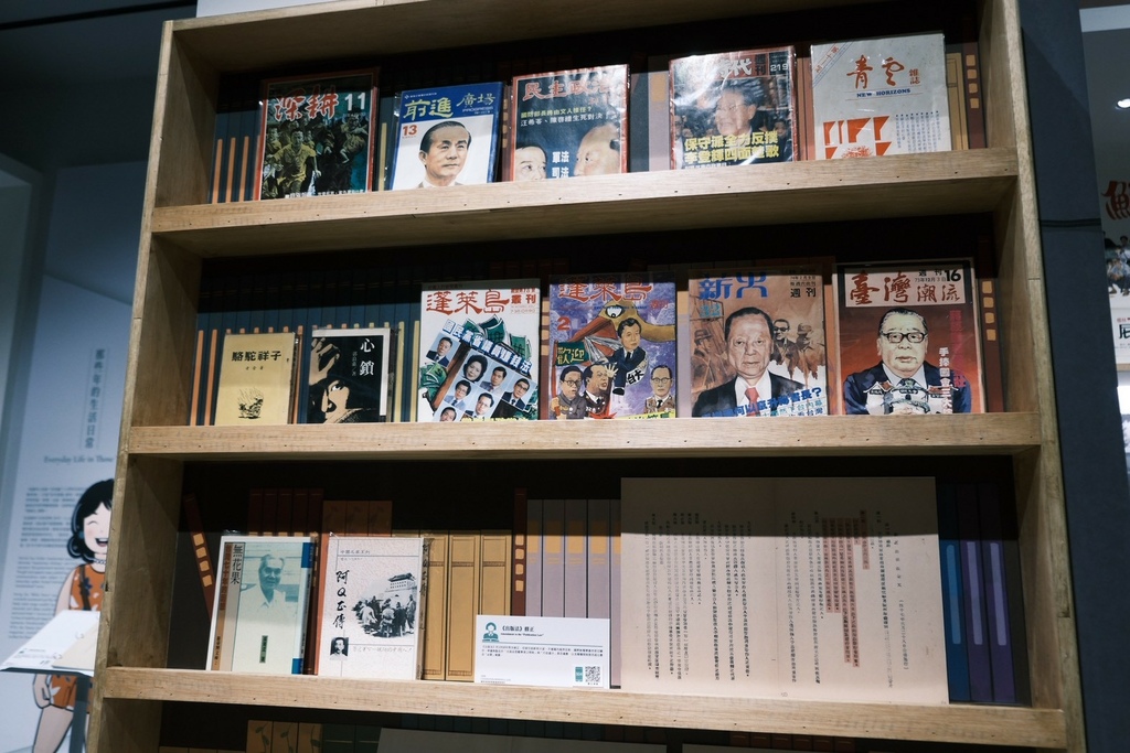 林口不只三井Outlet！新開幕「國家檔案館」一日遊：絕美紅