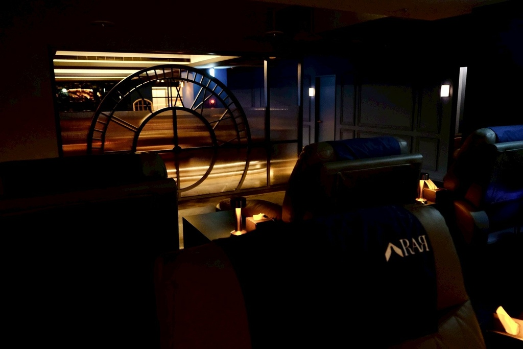 二訪板橋按摩新地標!開箱Google 5星「解壓所RAR」: