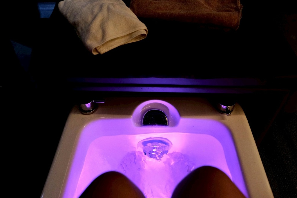 二訪板橋按摩新地標!開箱Google 5星「解壓所RAR」: