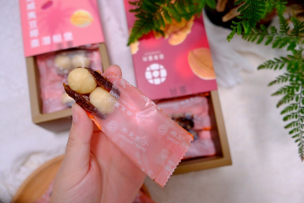 2026春節禮盒開箱✨樂東菓丼：夏威夷豆塔界的天花板？馬年送