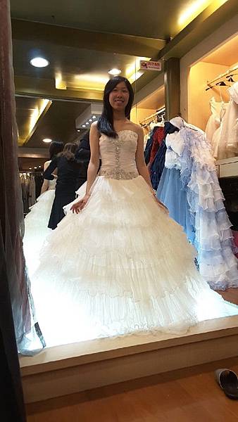 王品(品卓)婚紗~挑五套婚紗_4737.jpg 王品(品卓)婚紗~挑五套婚紗_4737.jpg