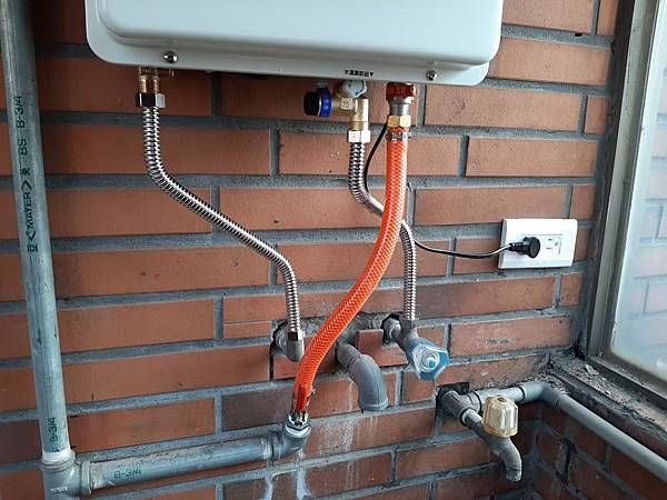 2020514熱水器安裝完成_201017_0.jpg 2020514熱水器安裝完成_201017_0.jpg