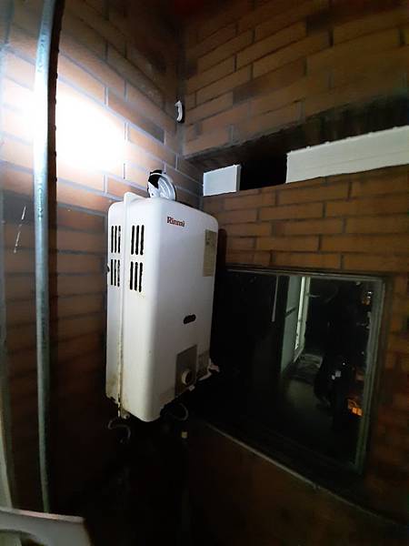 2020514熱水器安裝完成_201017_12.jpg 2020514熱水器安裝完成_201017_12.jpg