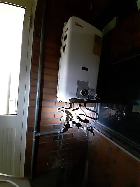 2020514熱水器安裝完成_201017_10.jpg 2020514熱水器安裝完成_201017_10.jpg