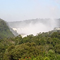 Iguazu瀑布遠景.jpg