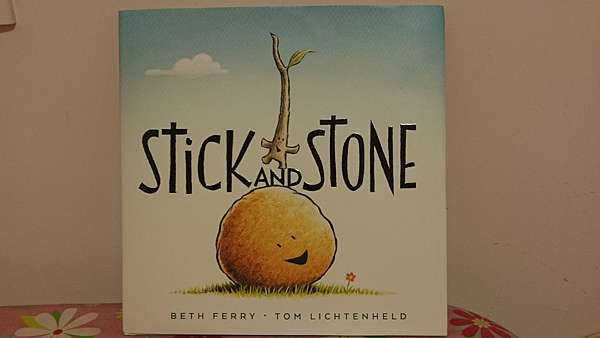 令人感動的英文童書 Stick And Stone Ringoya 痞客邦 令人感動的英文童書 Stick And Stone Ringoya 痞客邦