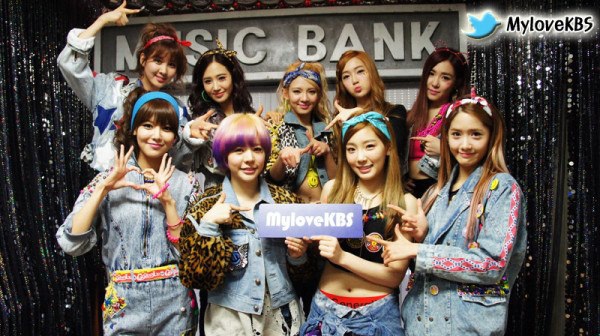 130111 KBS Music Bank.jpg