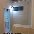 A室洗手間+曬衣間.JPG