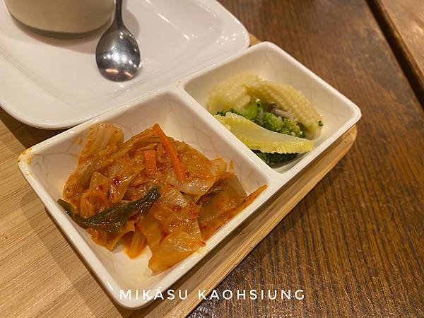 一風堂配菜 涼拌芝麻醬花椰菜 日式泡菜 美味餐點分享