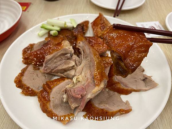 高雄烤鴨 一鴨三吃 鴨肉 北平烤鴨推薦 鹹酥鴨 鳥松盧記烤鴨最新菜單 2022盧記鴨肉 好吃烤鴨