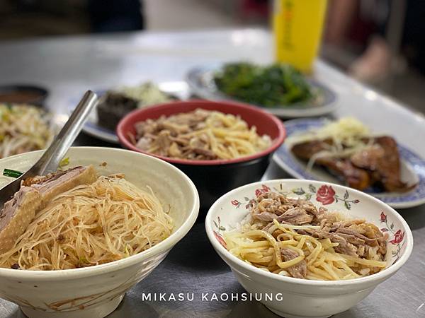 高雄市三民街市場 周記鴨肉飯 三民街美食 愛玉冰 鴨肉冬粉 鴨肉麵