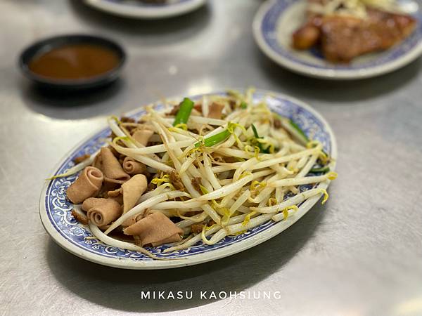 高雄市三民街市場 周記鴨肉飯 三民街美食 鴨肉冬粉 鴨肉麵