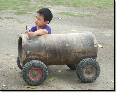 紙筒砲車07.JPG