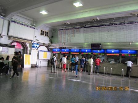 Tinan Train Station3