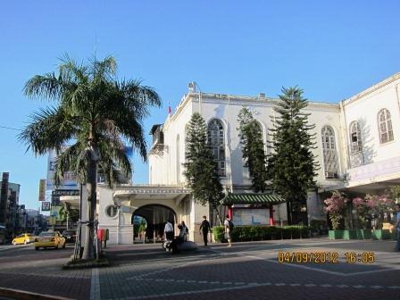 Tinan Train Station2