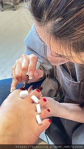 布拉藝術美甲 手足保養 指甲凝膠 台北大安 布拉藝術美甲 手足保養 指甲凝膠 台北大安