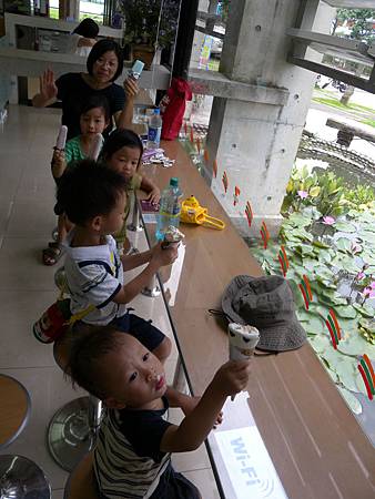 DSCN8454.JPG DSCN8454.JPG