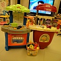 20120822小Ｍｏ的新到大型玩具，小廚房