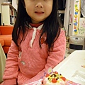 20121224跟小Ｍｏ一起玩的聖誕禮物：第二項－甜心蛋糕！