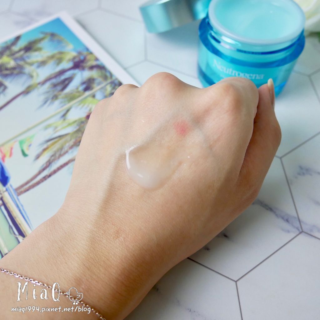 【肌膚調養】露得清水活奇肌藍罐 水活保濕凝露｜1 (7).JPG