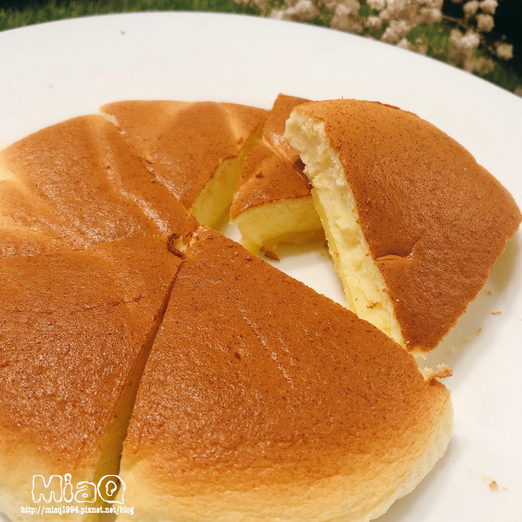 【甜點食譜】起司輕乳酪蛋糕,使用起司片來做很簡單,香醇起司味搭配蛋糕鬆綿口感 (1).JPG 【甜點食譜】起司輕乳酪蛋糕,使用起司片來做很簡單,香醇起司味搭配蛋糕鬆綿口感 (1).JPG