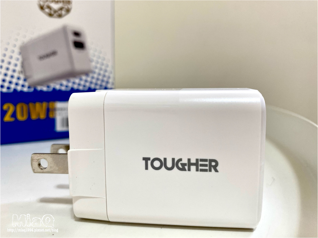 蘋果安卓系統都能使用的快充頭推薦「TOUGHER PD+QC雙孔快充頭」，安全防護、 快速充電，國際電壓通用 (1).JPG