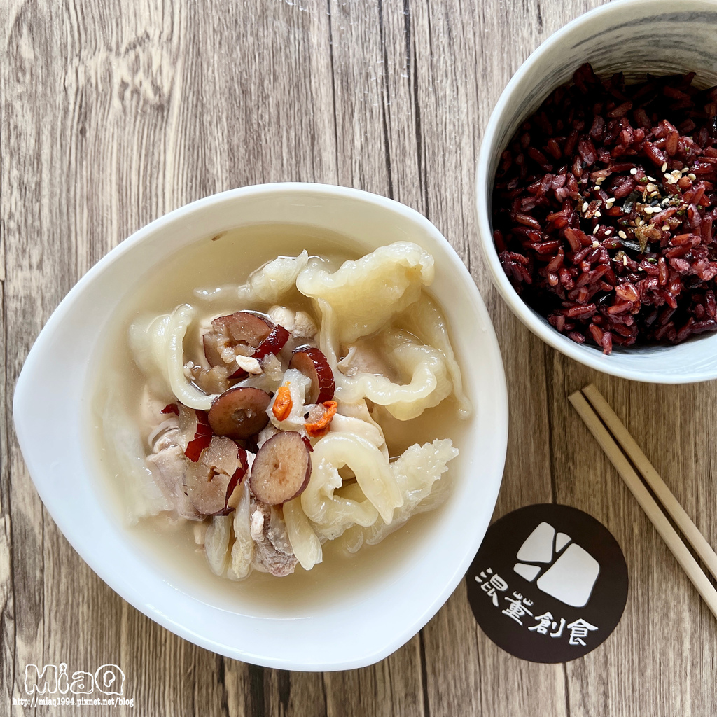 【即食湯品推薦】在家享用高級宴客般,擁有現煮好滋味的藥膳雞湯推薦|混董創食開箱試吃心得 (10).JPG 【即食湯品推薦】在家享用高級宴客般,擁有現煮好滋味的藥膳雞湯推薦|混董創食開箱試吃心得 (10).JPG