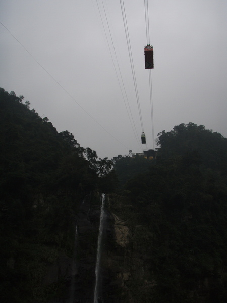 上面是雲仙纜車(40年無事故)