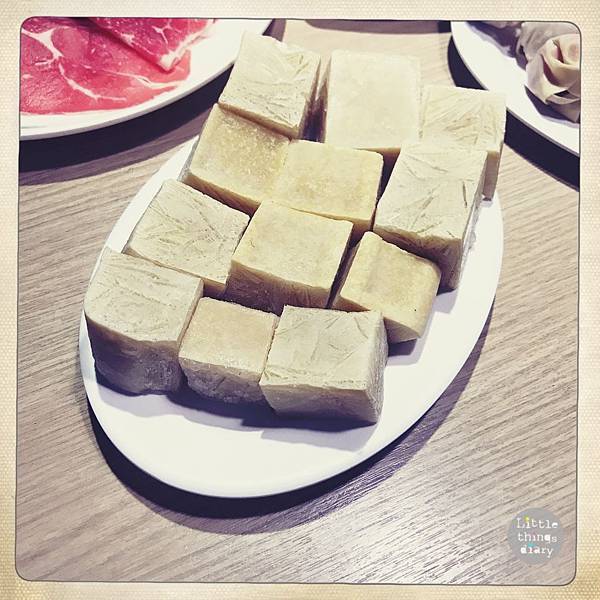 AKHH1234.jpg AKHH1234.jpg