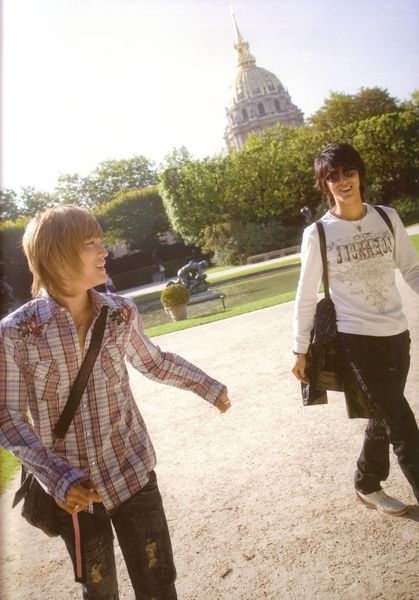 TVXQ-Bonjour Paris-72.jpg