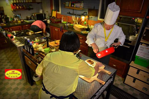 輕鬆上菜美食教學 住民宿吃美食 宜蘭民宿 米卡洛羅東民宿