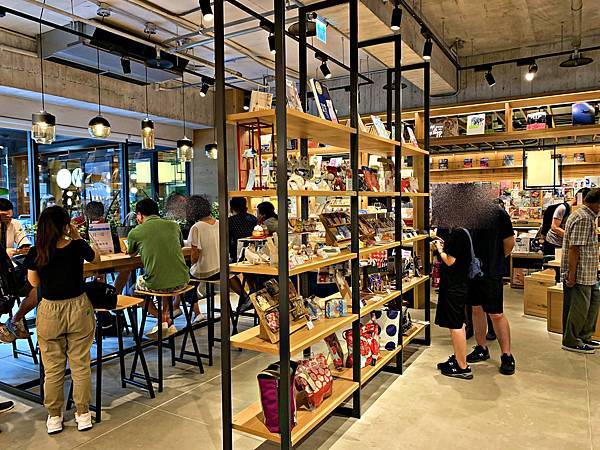 台中蔦屋書店座位區 台中蔦屋書店座位區