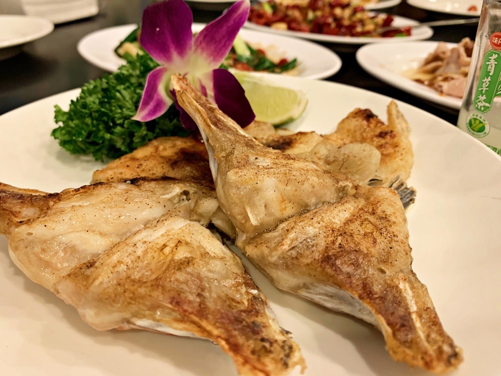 紅翻天_烤鯛魚下巴 紅翻天_烤鯛魚下巴