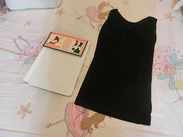  aLOVIN 婭薇恩 日夜雙效美身蕾神蝶胸衣 