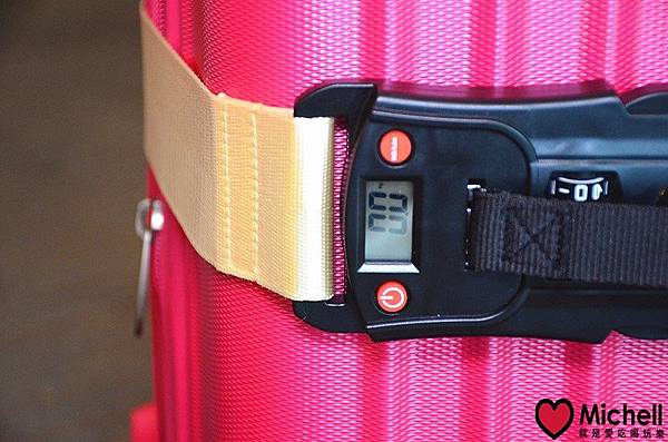 【德國品牌NaSaDen納莎登拉鍊款行李箱】