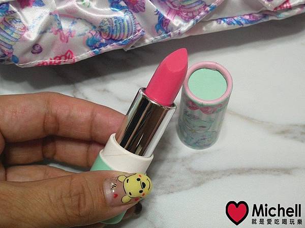 ECONECO夢幻化妝包、療癒系文具小物，給您上班、上課好心情