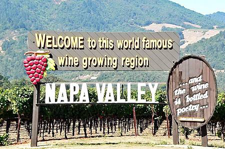 Napa_Valley_welcome_sign