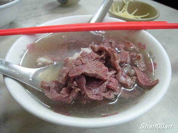 石精臼牛肉湯