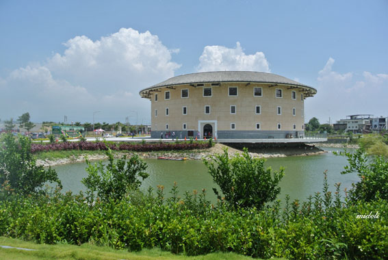 k-1.jpg k-1.jpg