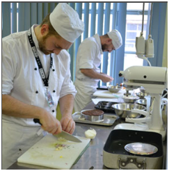 Academia 亞卡迪米國際學院 課程推薦