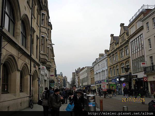 canon327.jpg canon327.jpg