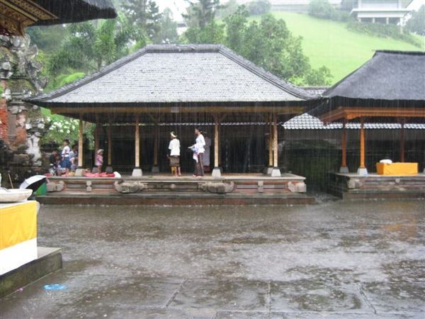 下雨也別有一番風味