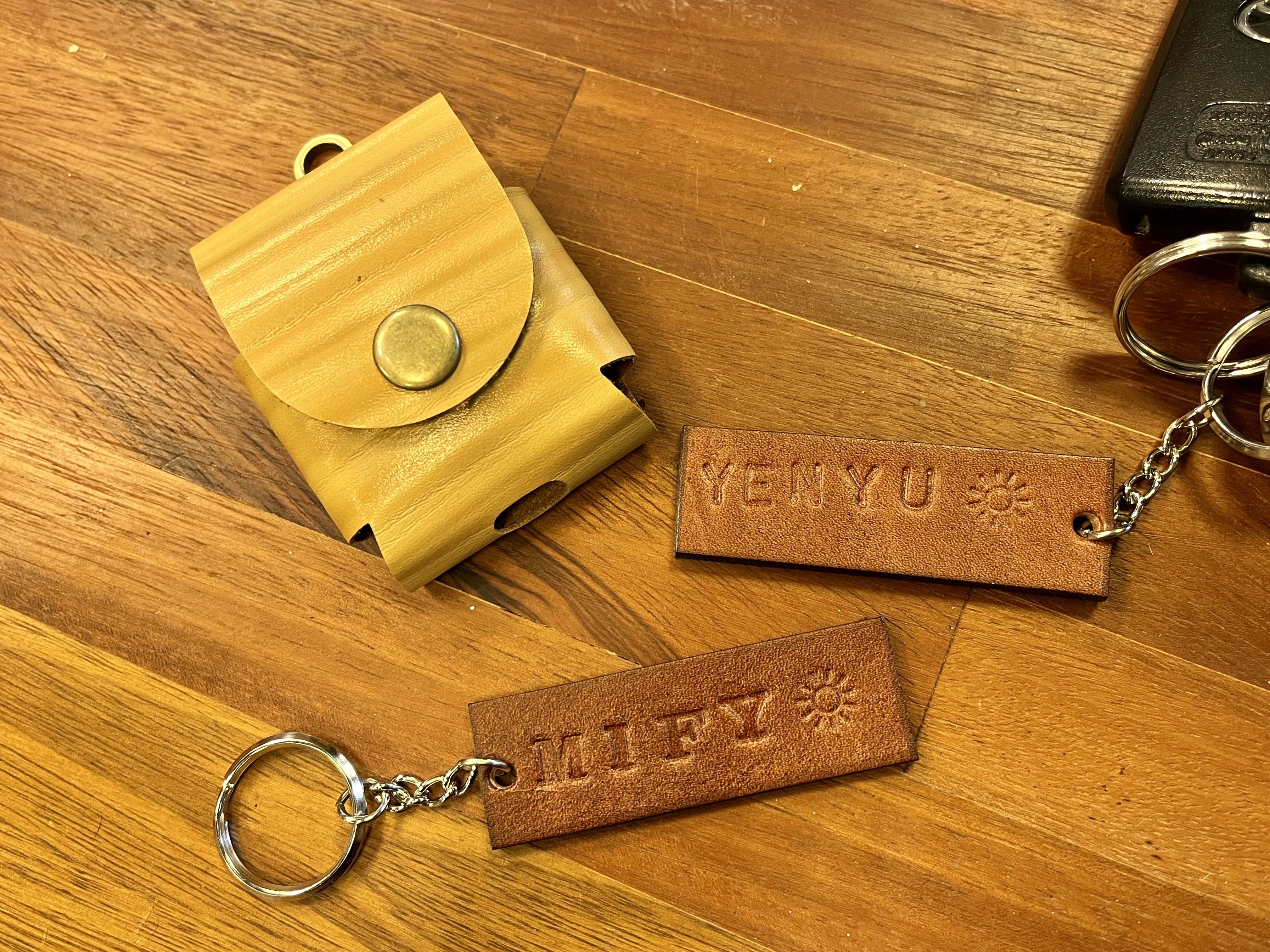 這次diy體驗的鑰匙圈及ipod套