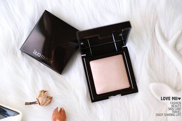 Laura Mercier燭光聚焦底妝系列