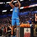 kevin-durant-wears-fuelband-3