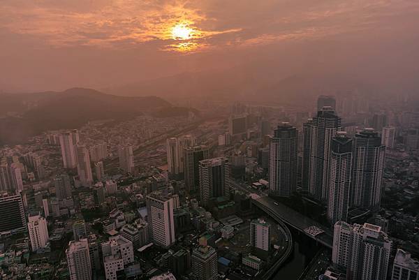 釜山國際金融中心日落