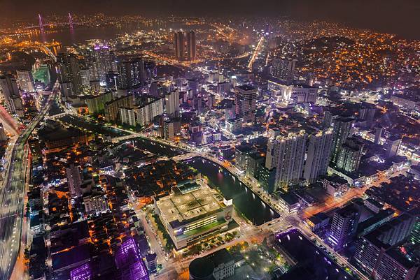 釜山國際金融中心夜景