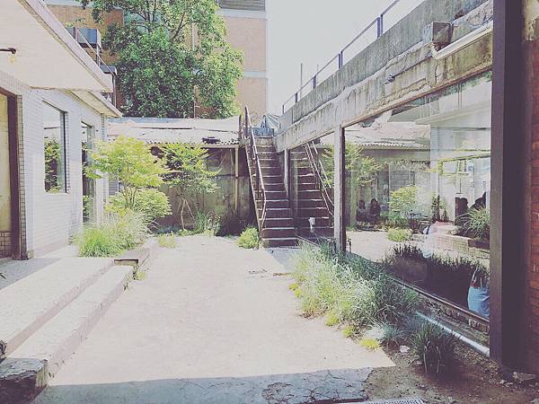 2018韩国首尔亲子自由行 Day2之1 圣水洞 caf