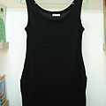 [全新]黑色雙口袋長版背心裙洋裝------$150