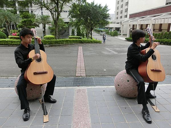 吉他龍~張皓倫、小趙老師